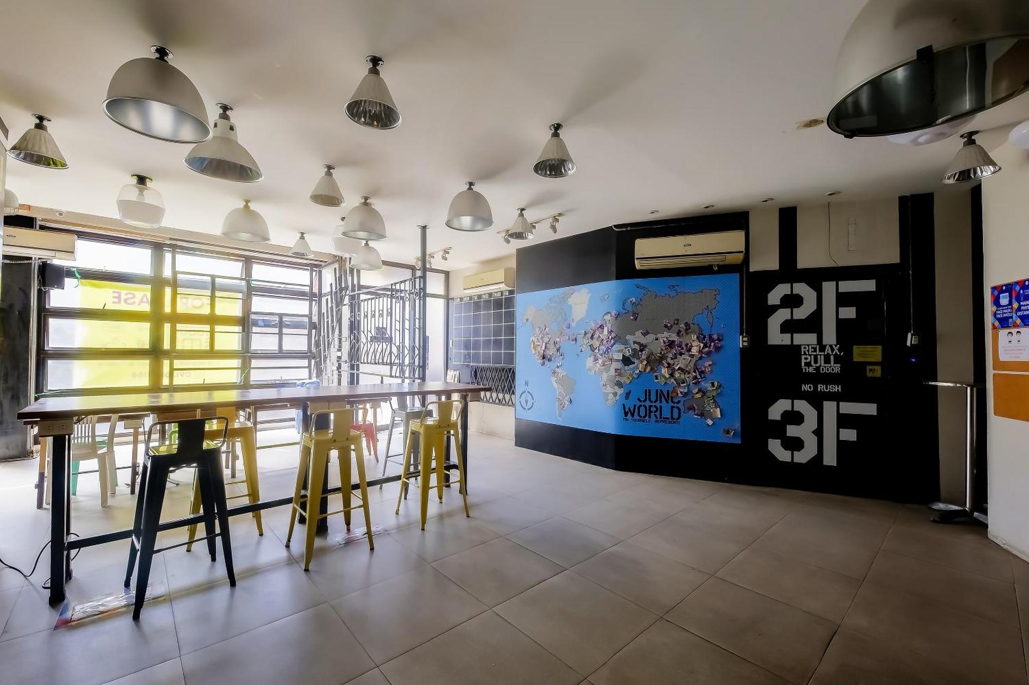 Spot On Junction Hostel Makati City Екстериор снимка