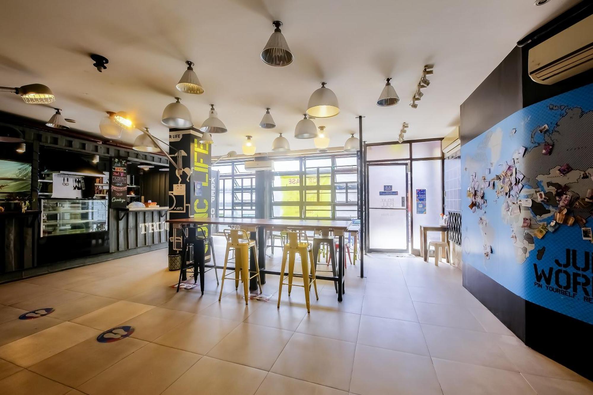 Spot On Junction Hostel Makati City Екстериор снимка