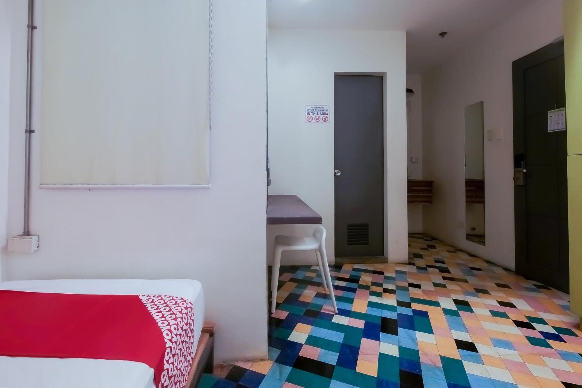Spot On Junction Hostel Makati City Екстериор снимка